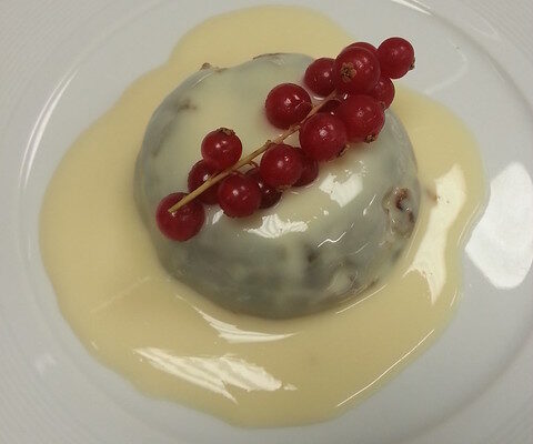 CHRISTMAS-PUDDING-AND-BRANDY-SAUCE. CHRISTMAS-PUDDING-AND-BRANDY-SAUCE.