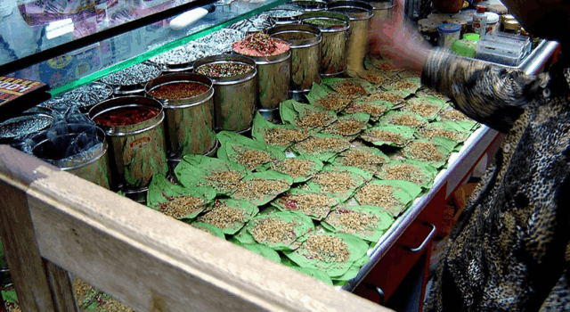 pan stand pan stand