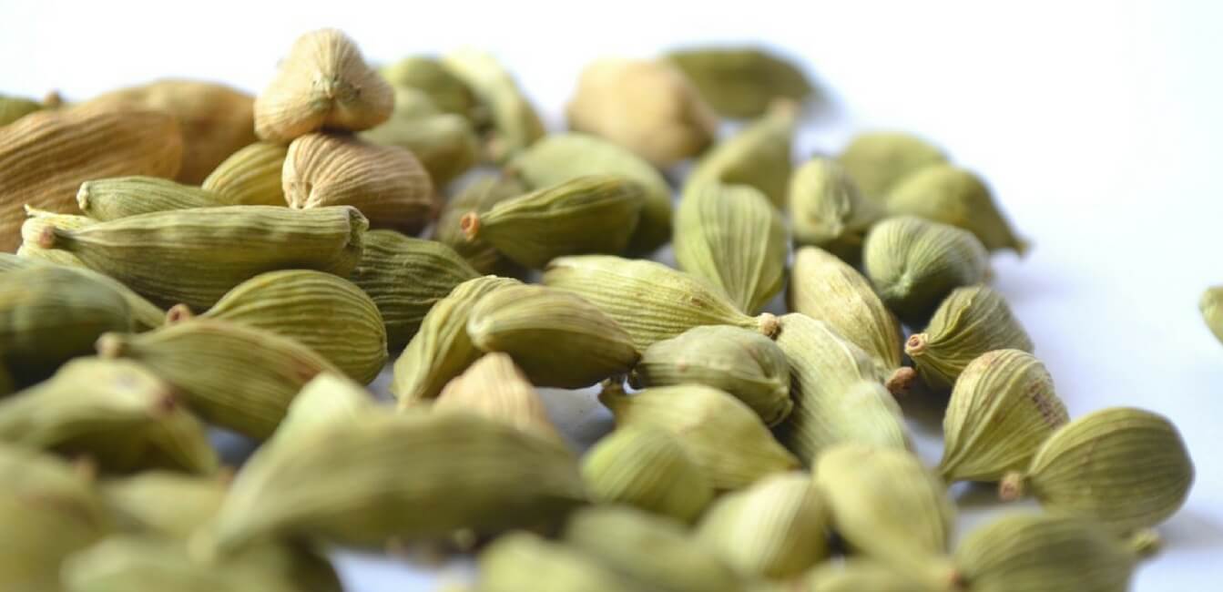 Cardamom Spice Indian Cuisine How to use and Its Benefits